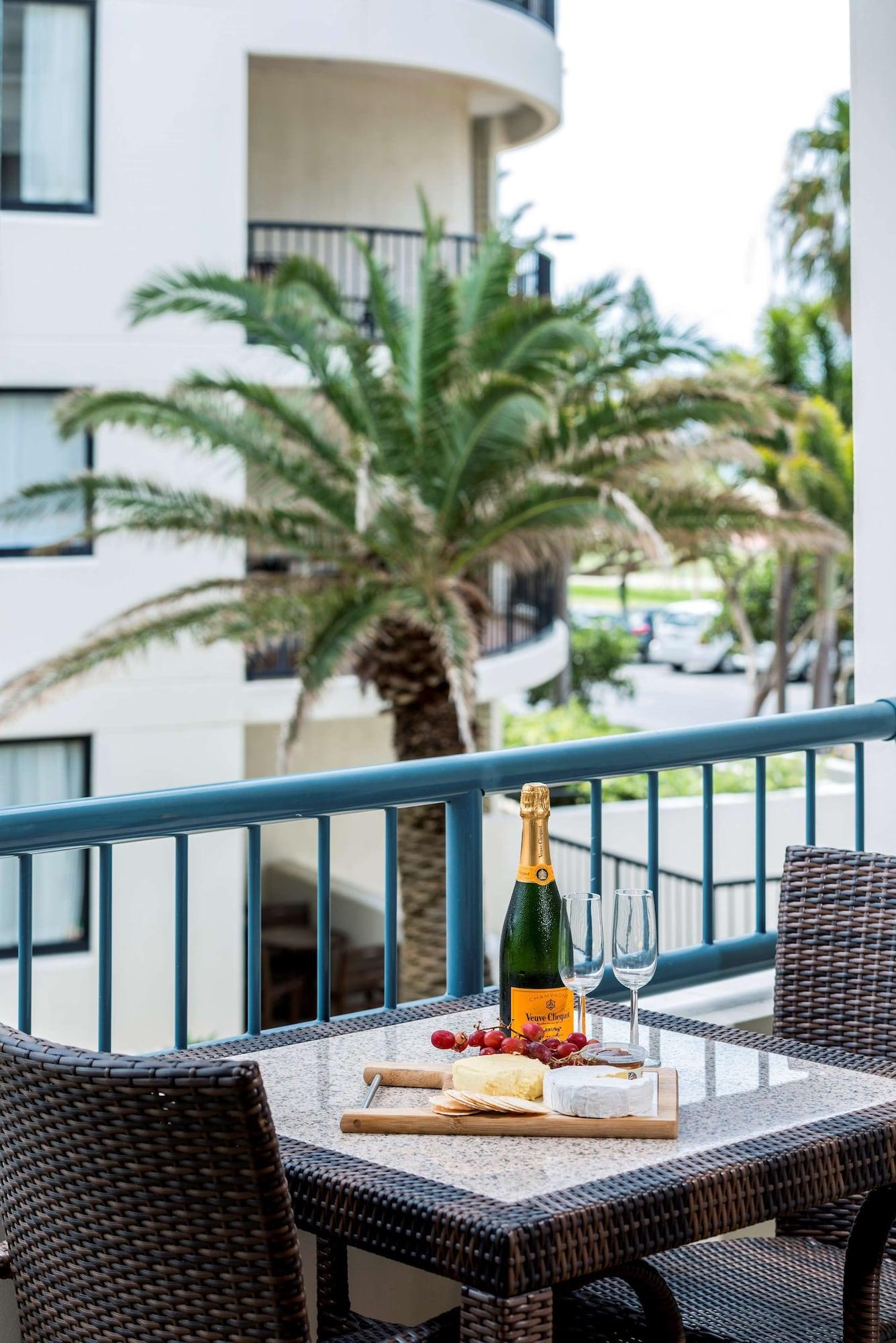 Oaks Gold Coast Calypso Plaza Suites Экстерьер фото
