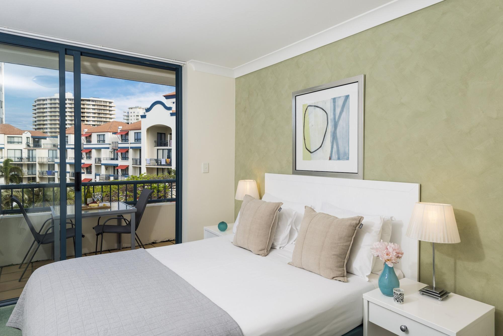 Oaks Gold Coast Calypso Plaza Suites Экстерьер фото
