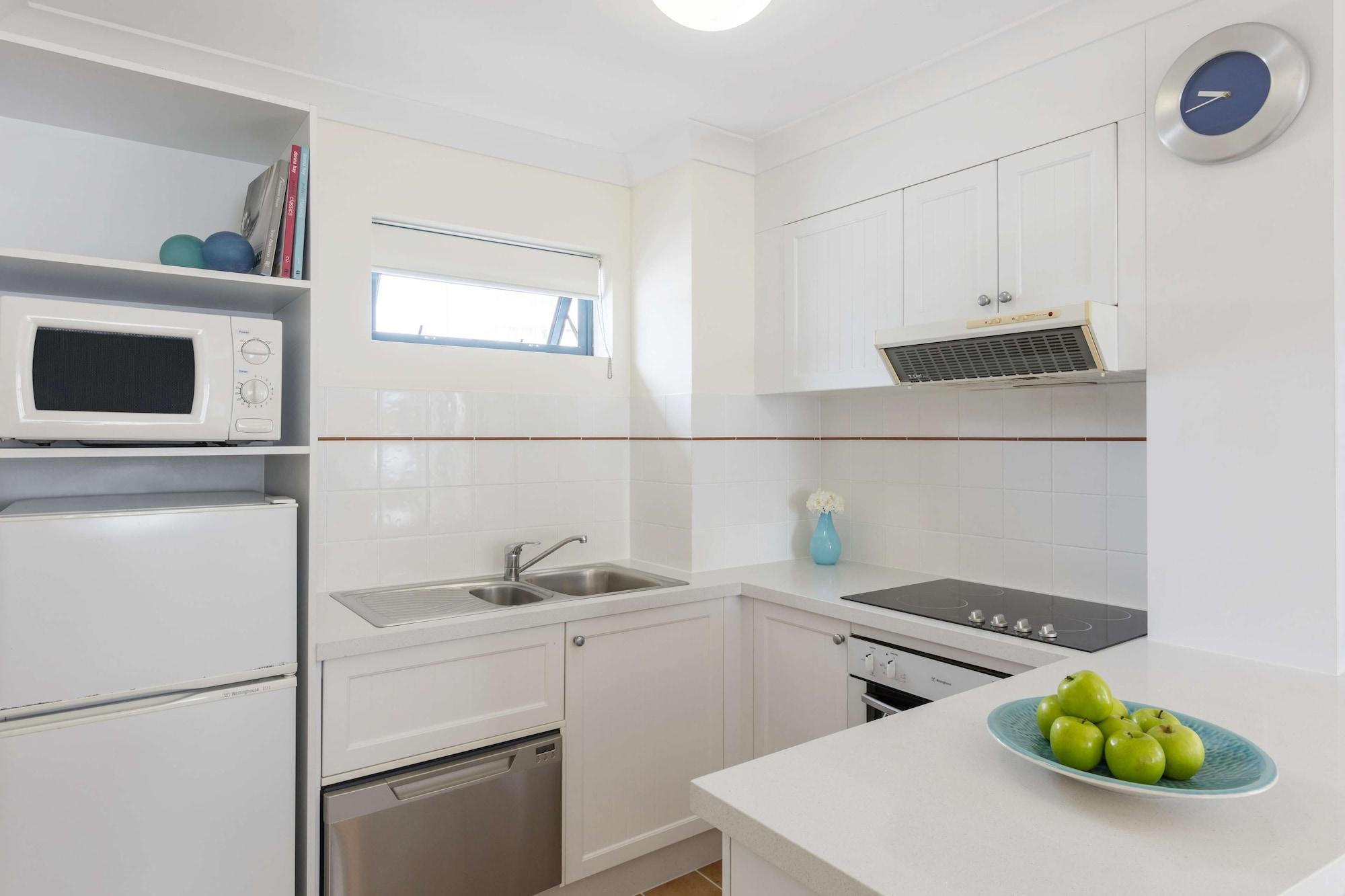 Oaks Gold Coast Calypso Plaza Suites Экстерьер фото