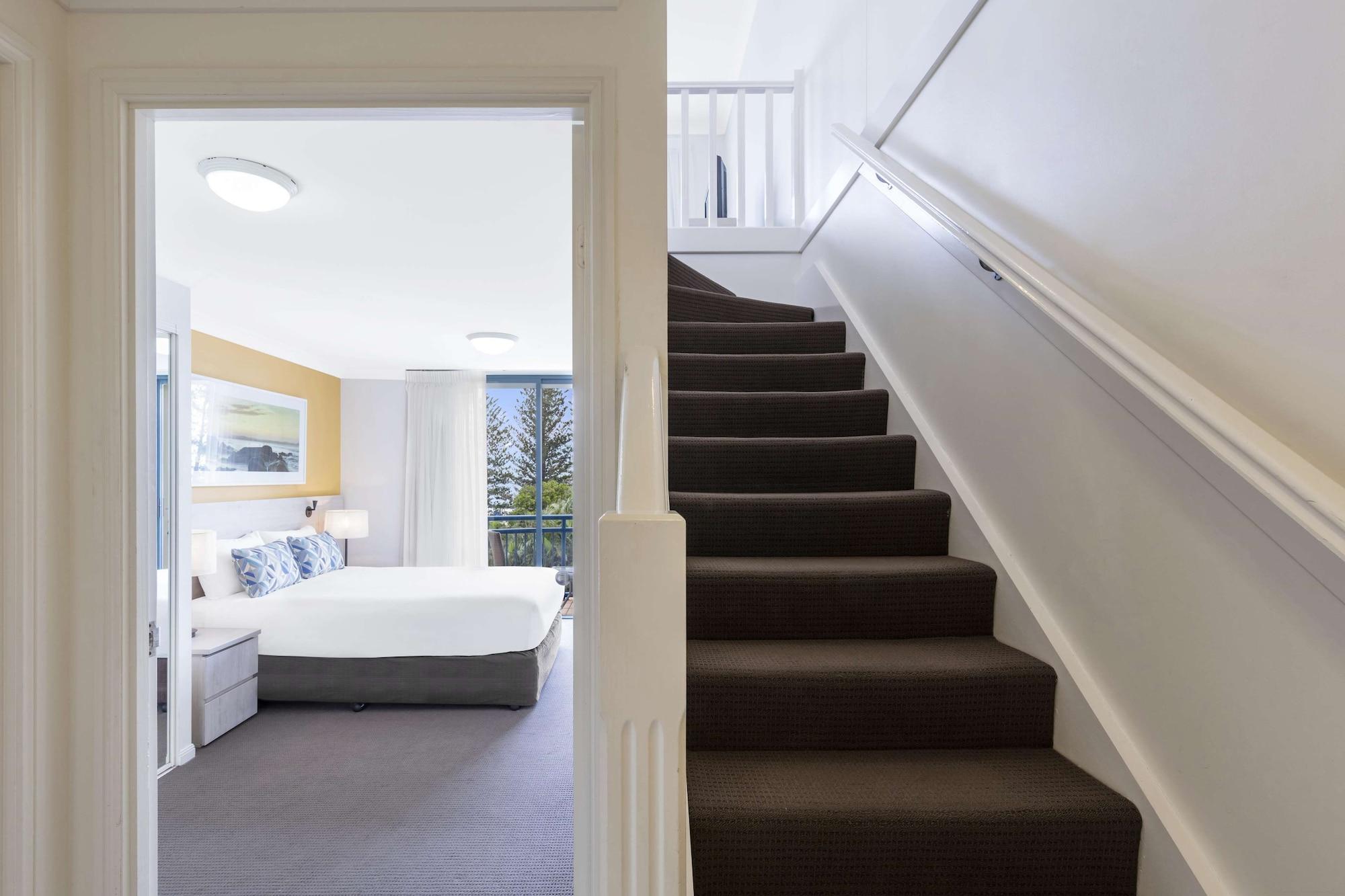 Oaks Gold Coast Calypso Plaza Suites Экстерьер фото