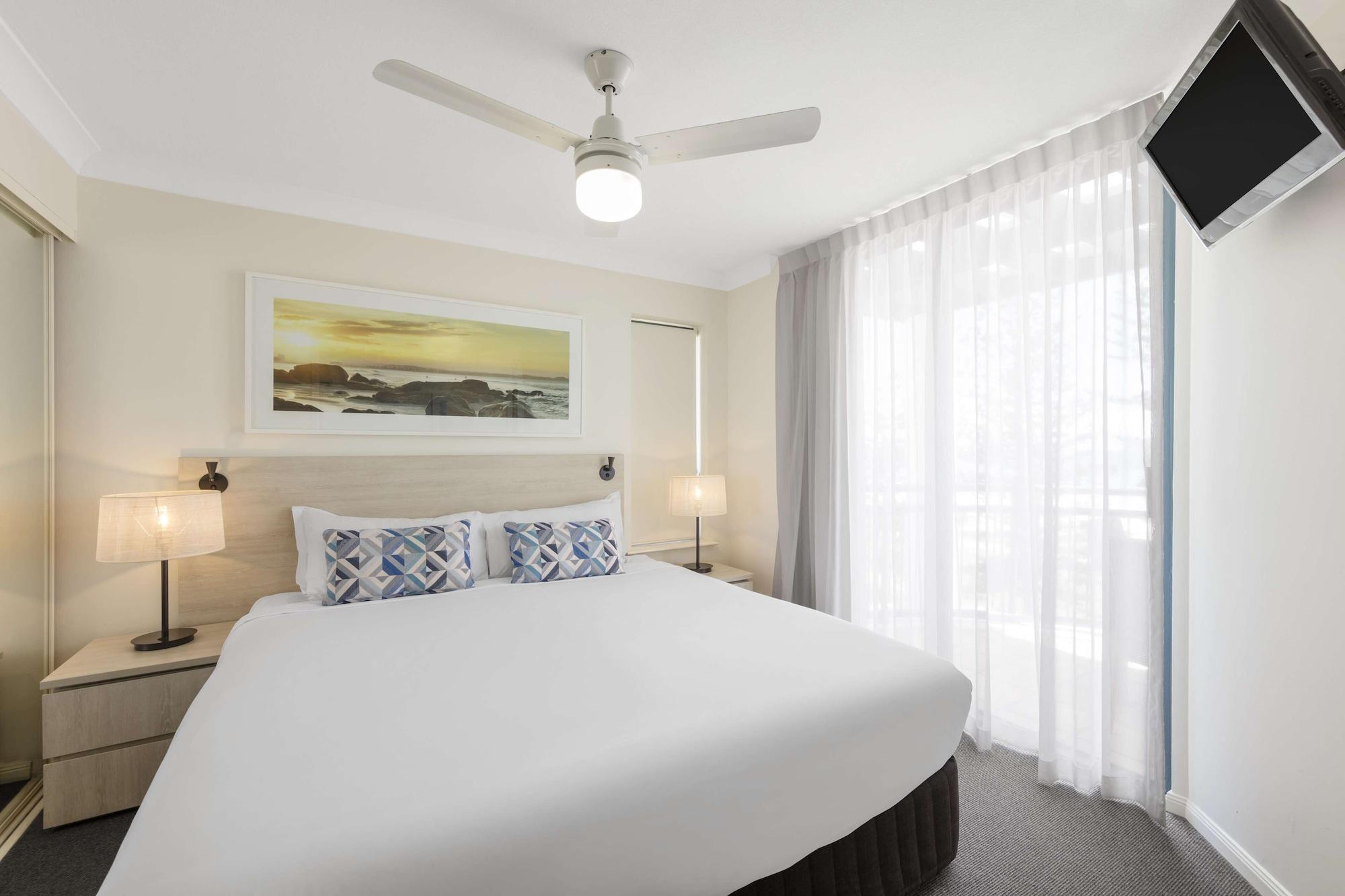 Oaks Gold Coast Calypso Plaza Suites Экстерьер фото