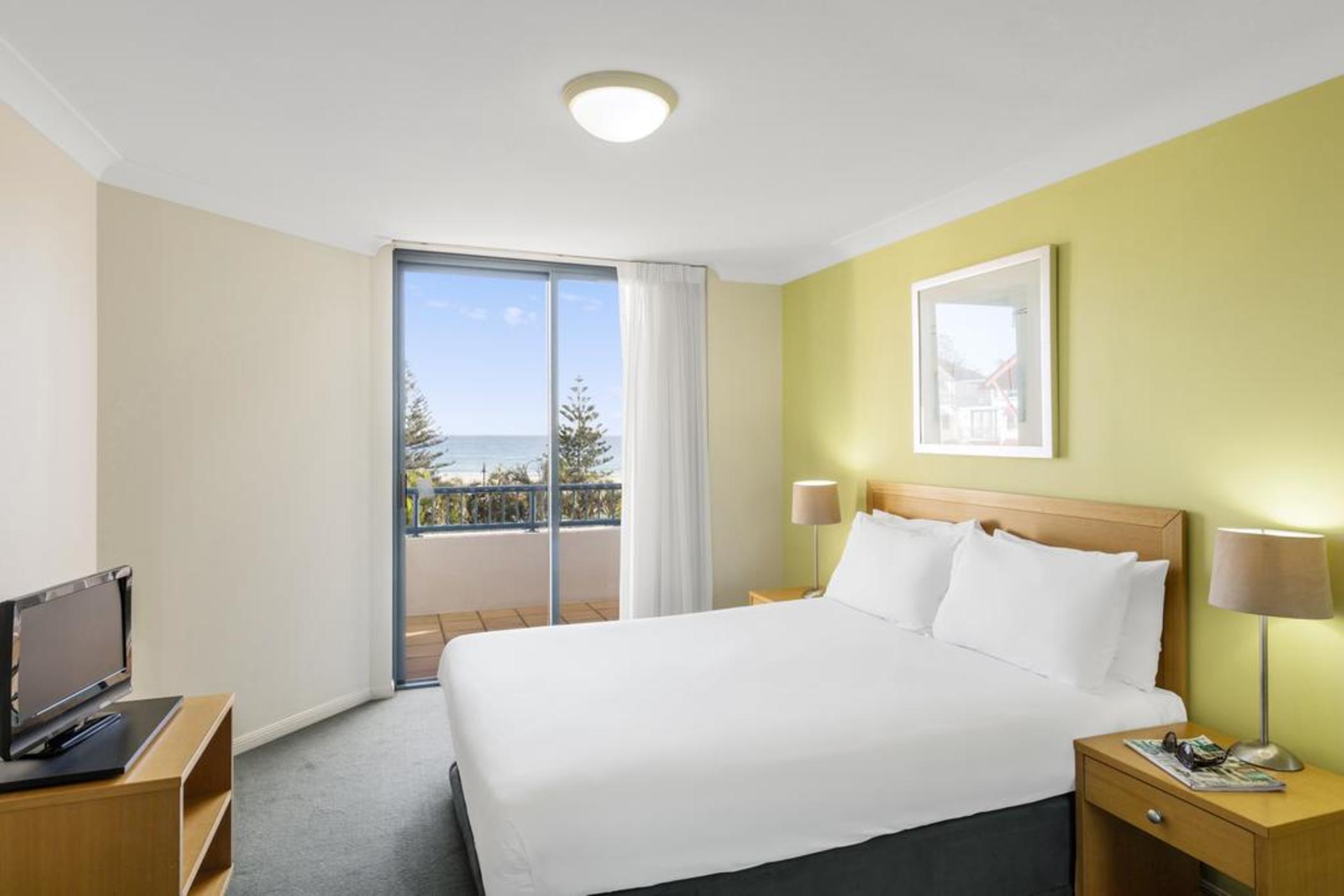 Oaks Gold Coast Calypso Plaza Suites Экстерьер фото
